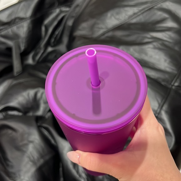 New Starbucks Soft touch Matte Purple Tumbler Venti 24oz - Picture 3 of 4